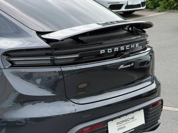 Porsche Macan GTS Electric — photo 21