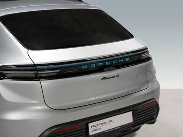 Porsche Macan GTS Electric — photo 10