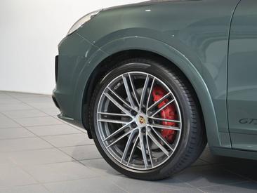 Porsche Cayenne III Turbo GT — photo 10