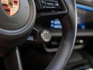 Porsche Macan GTS Electric — photo 33