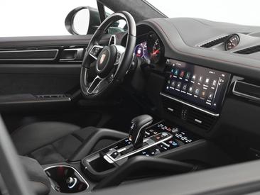 Porsche Cayenne III Turbo GT — photo 24