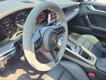 Porsche 911 GT3 — photo 23