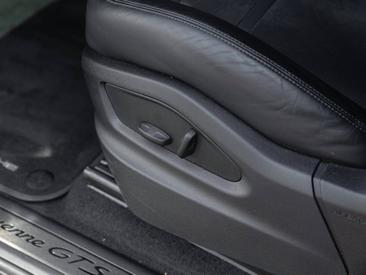 Porsche Cayenne III Turbo GT — photo 17