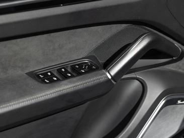 Porsche Cayenne III Turbo GT — photo 21