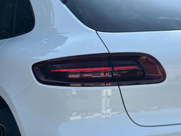Porsche Macan GTS — photo 10
