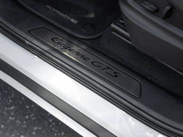 Porsche Cayenne III Turbo GT — photo 29