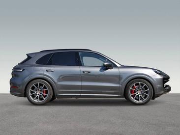Porsche Cayenne III Turbo GT — photo 12