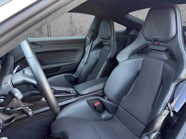 Porsche 911 Turbo S — photo 12