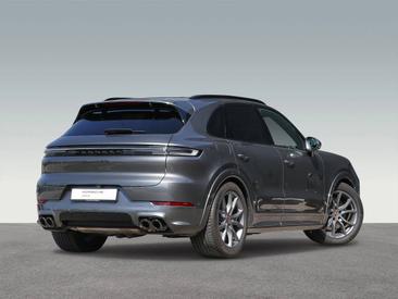Porsche Cayenne III Turbo GT — photo 13