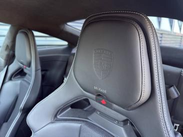 Porsche 911 Turbo S — photo 16