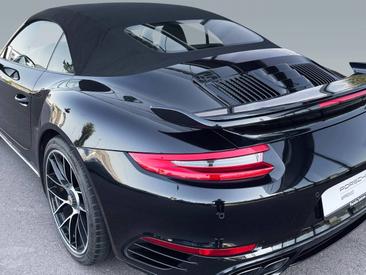 Porsche 991 II Turbo S Cabriolet — photo 8