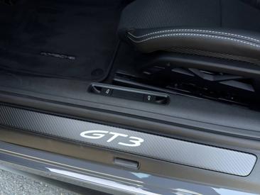 Porsche 911 Turbo S — photo 21