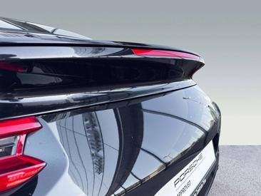 Porsche 991 II Turbo S Cabriolet — photo 12