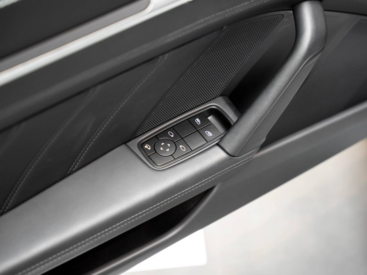 Porsche 992 II Carrera - 2025 - Joinsteer - #21