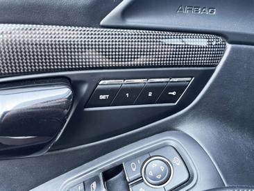 Porsche 991 II Turbo S Cabriolet — photo 29
