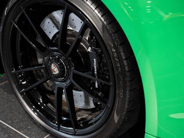 Porsche 911 Turbo S — photo 12