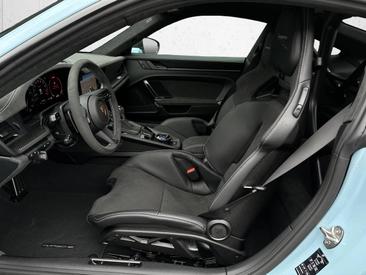 Porsche 911 Turbo S — photo 19