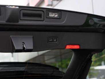 Porsche Cayenne E4 Turbo Electric — photo 36