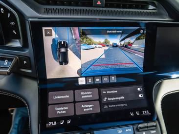 Porsche Cayenne E4 Turbo Electric — photo 26