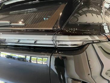 Porsche Cayenne E4 Turbo Electric — photo 12