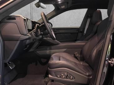 Porsche Cayenne E4 Turbo Electric — photo 20