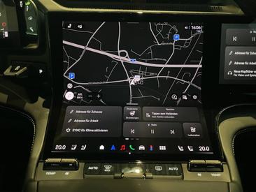 Porsche Cayenne E4 Turbo Electric — photo 27