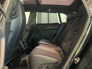 Porsche Cayenne E4 Turbo Electric — photo 34