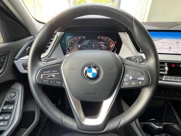 BMW Série 1 Berline 118d — photo 12