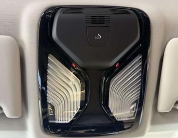 BMW 330 Advantage 330e — photo 26
