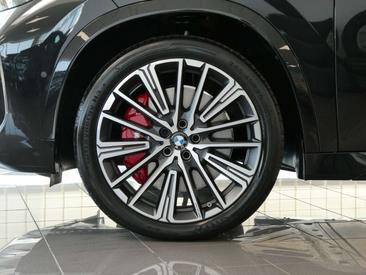 BMW IX1 M Sport EDrive20 — photo 4