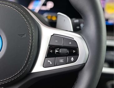 BMW X5 M-Performance 50e XDrive — photo 36