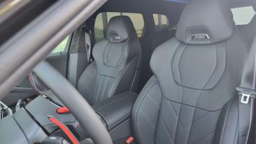 BMW XM 4.4i — photo 22