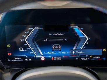 BMW 135 Shadow Line XDrive — photo 13