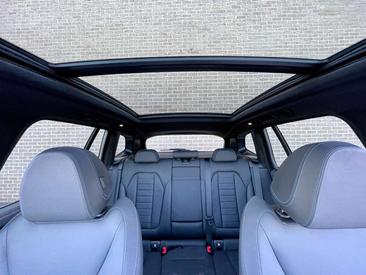 BMW iX3 M Sport — photo 16