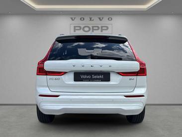 Volvo XC60 B4 Core — photo 4