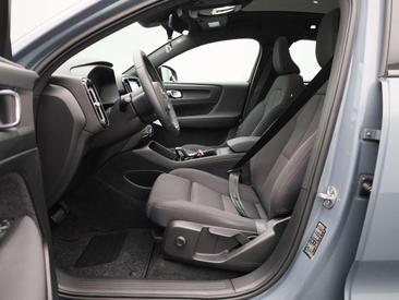 Volvo C40 Recharge Core — photo 10