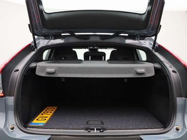 Volvo C40 Recharge Core — photo 13