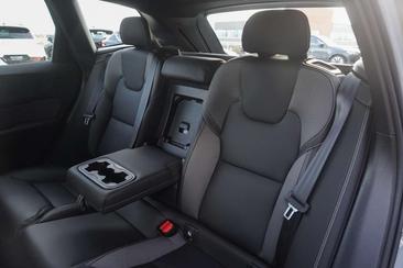 Volvo XC60 T6 Recharge Plus — photo 13