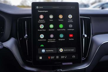 Volvo XC60 T6 Recharge Plus — photo 23