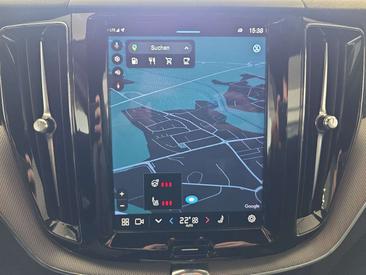 Volvo XC60 B4 R-Design — photo 26