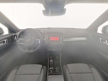 Volvo XC40 B3 Plus — photo 5