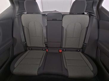 Volvo XC40 B3 Plus — photo 13