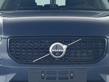 Volvo XC40 B3 Plus — photo 4