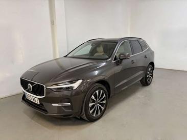Volvo XC60 B4 Core — photo 3