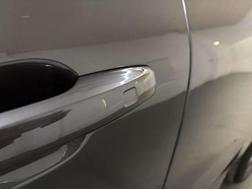 Volvo XC60 B4 Core — photo 27