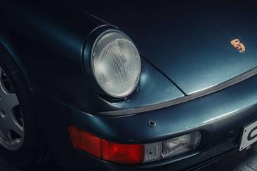 Porsche 964 CARRERA 4 — photo 12