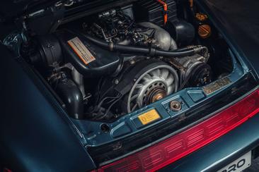 Porsche 964 CARRERA 4 — photo 15