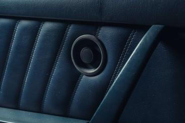 Porsche 964 CARRERA 4 — photo 17