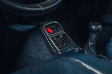 Porsche 964 CARRERA 4 — photo 19