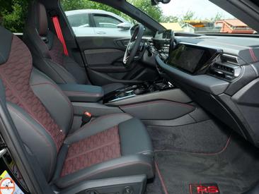 Audi RS5 Avant — photo 3